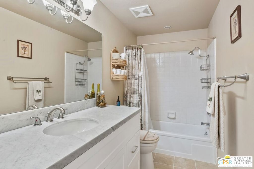 Rancho Las Palmas C.C. - Residential