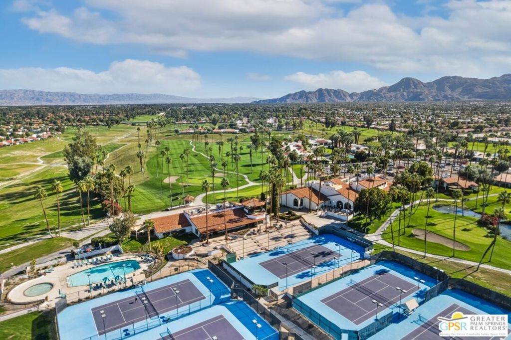 Rancho Las Palmas C.C. - Residential
