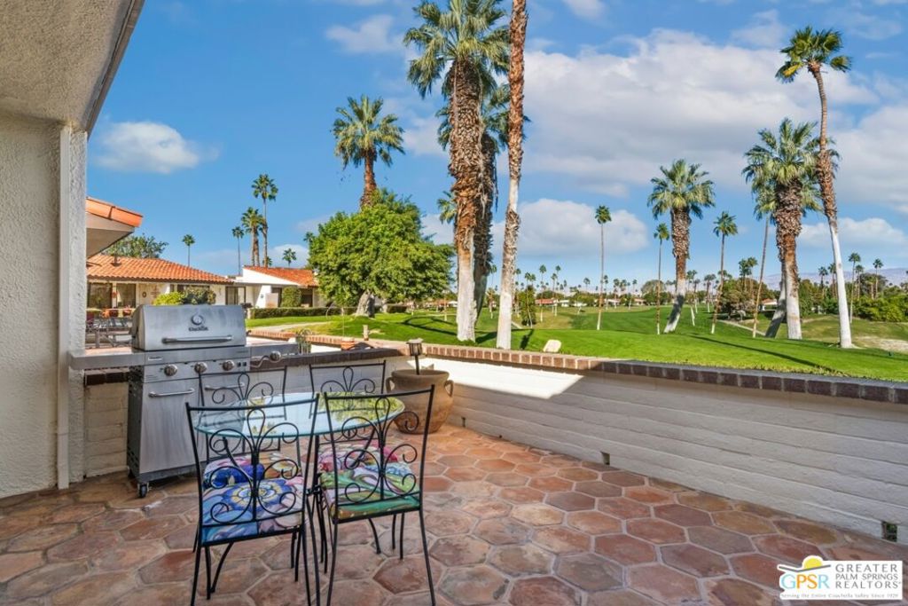 Rancho Las Palmas C.C. - Residential