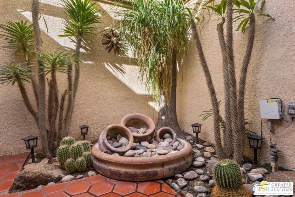 Rancho Las Palmas C.C. - Residential