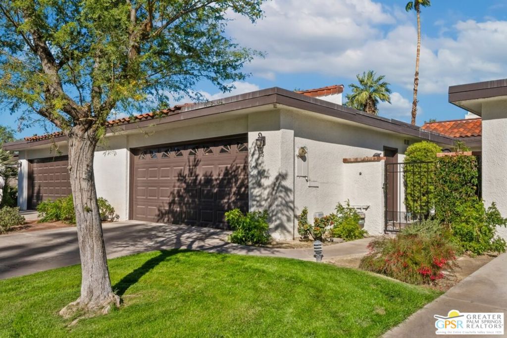 Rancho Las Palmas C.C. - Residential