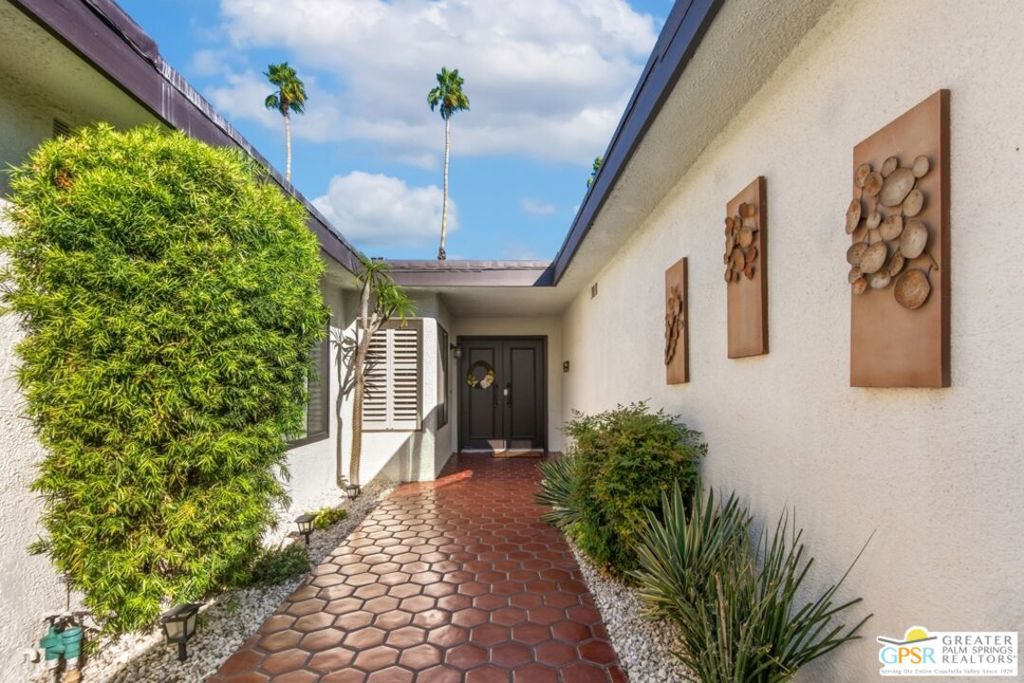 Rancho Las Palmas C.C. - Residential