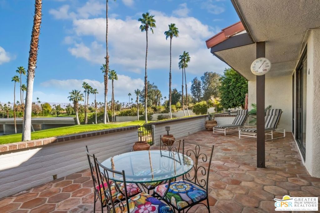 Rancho Las Palmas C.C. - Residential