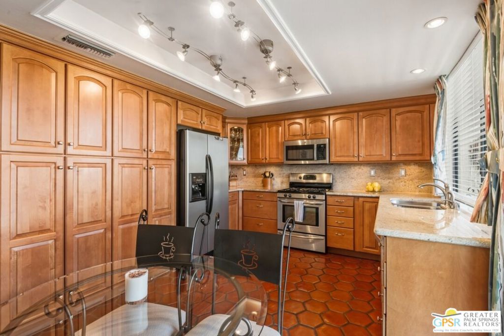 Rancho Las Palmas C.C. - Residential