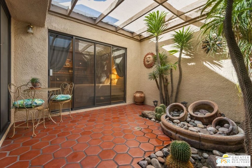 Rancho Las Palmas C.C. - Residential