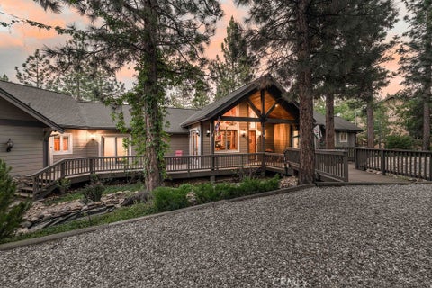 Photo of 1026 Heritage Trail, Big Bear City, CA 92314 (MLS # IG26130532)