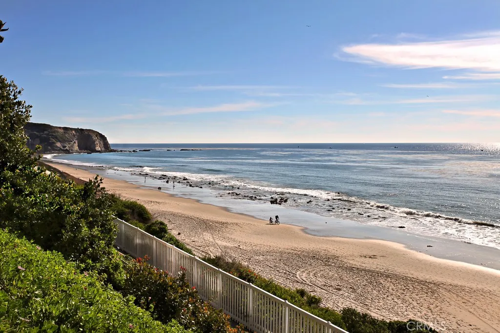 Dana Point, California 92629, United States, 3 Bedrooms Bedrooms, ,3 BathroomsBathrooms,Residential,Active,207857