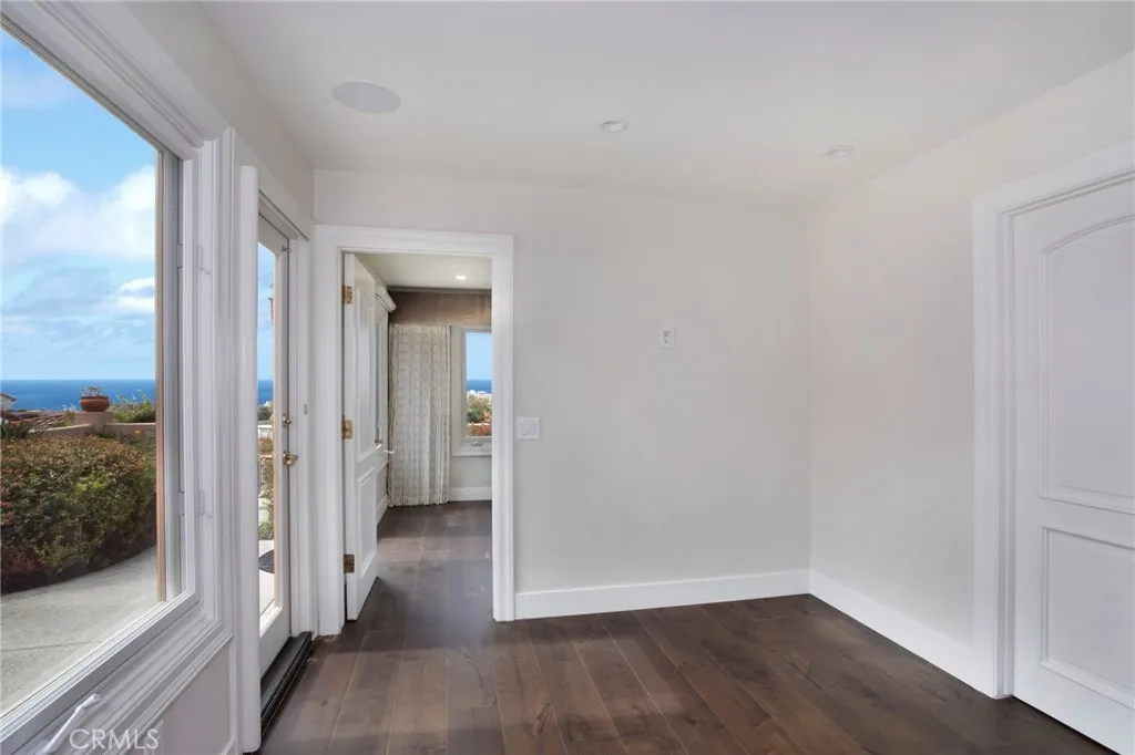 Dana Point, California 92629, United States, 3 Bedrooms Bedrooms, ,3 BathroomsBathrooms,Residential,Active,207857