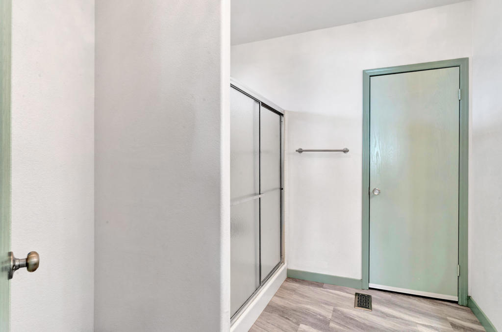 Not Applicable-1 - Manufactured In Park