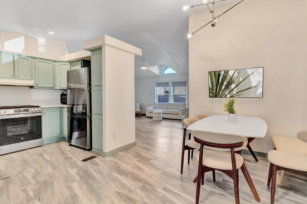 Not Applicable-1 - Manufactured In Park