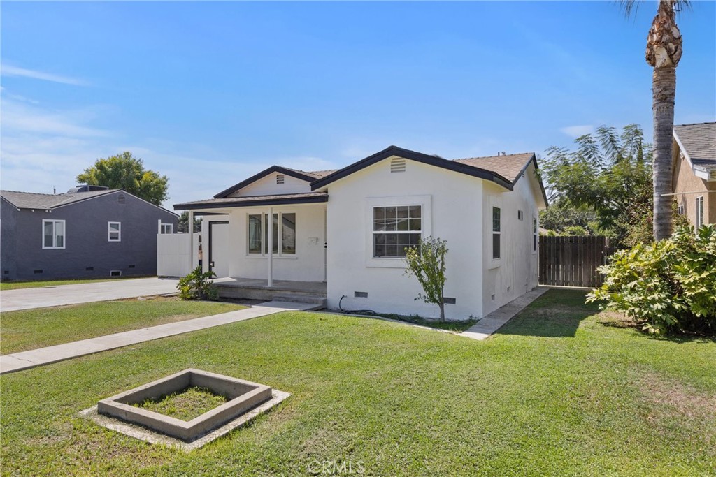 309 El Tejon Avenue