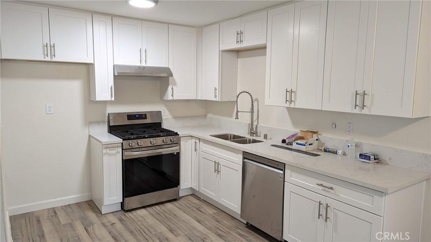 2 bed, 1 bath downstairs unit with a 1 car garage. Unit B is an updated unit in a 4-plex neighborhood. Community washer/dryer. Water and Dumpster included. Refrigerator included. Currently being painted, more photos to come.