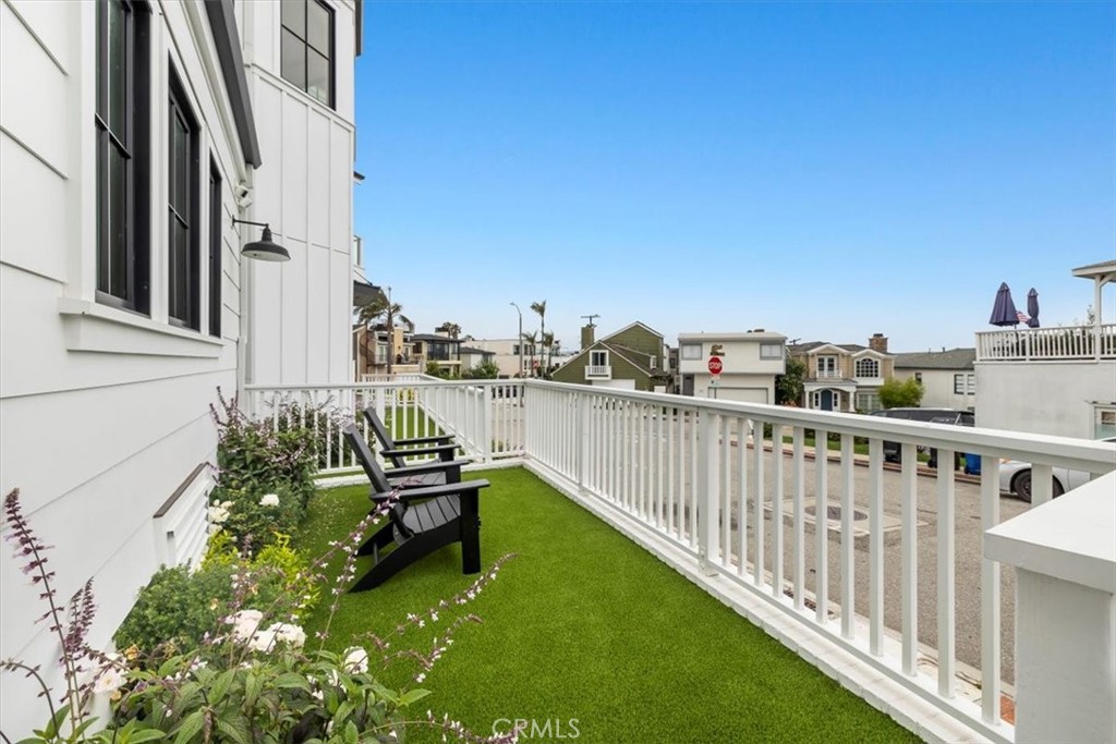2406 Silverstrand Avenue