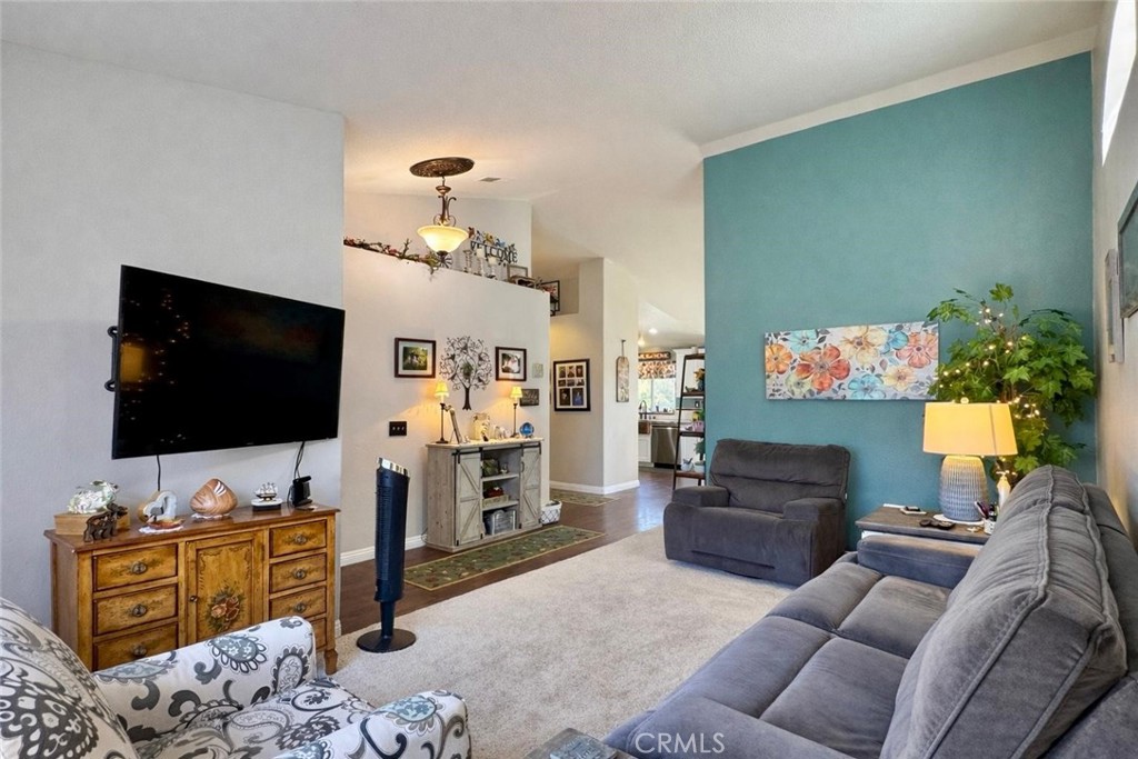 Properties 2 1063 Barnes Court