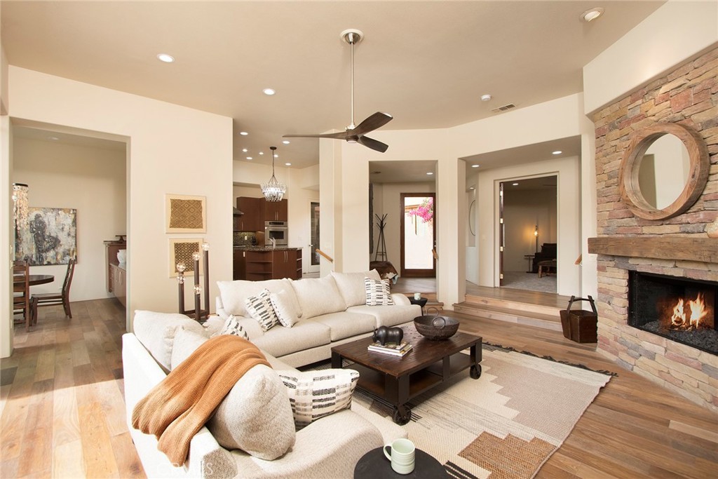 50135 Camino Privado
