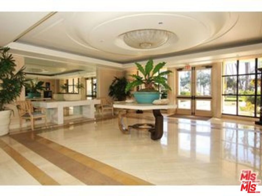 Photo of 701 Ocean Avenue #110, Santa Monica, CA 90402 (MLS # 26644661)