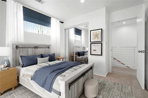 Photo of 14253 Magnolia, Sherman Oaks, CA 91423 (MLS # SR25268682)