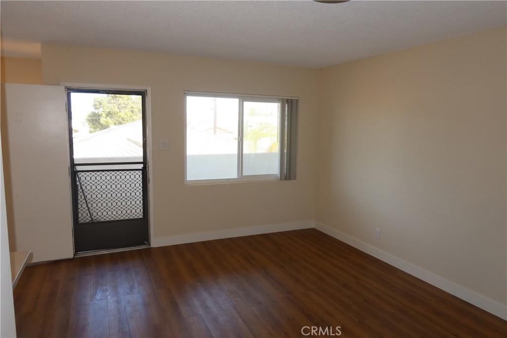 A perfect place to call home! This one bedroom/one bathroom apartment has been newly remodeled with modern finishes located on the second floor of a quadraplex in a quiet, desirable area of West Torrance. The spacious bedroom has ample closet space. The kitchen contains new appliances and sleek countertops along with the open and bright, airy living area. The stylish bathroom has contemporary finishes. On-site laundry. Single parking space in shared garage. This beautifully remodeled apartment is in a prime location nestled in a fantastic neighborhood close to shopping, dining, parks and top-rated schools.