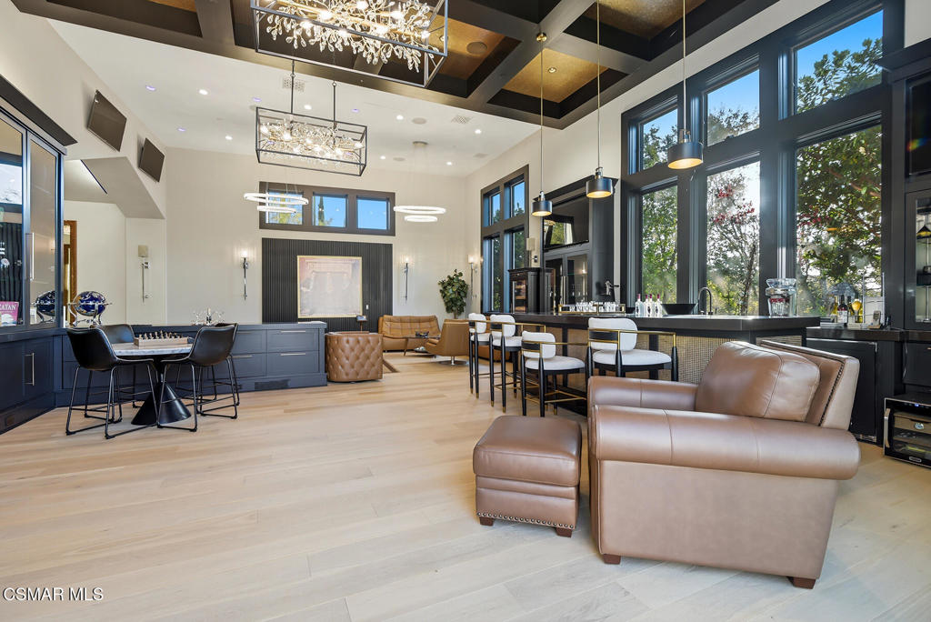 THE premier trophy estate with a prime location in the ultra exclusive – image 24