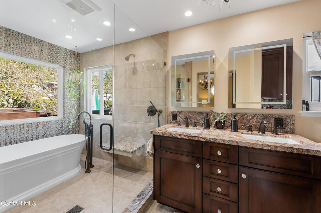 Bridle Path (SDLBK)-317 - 317 - Residential