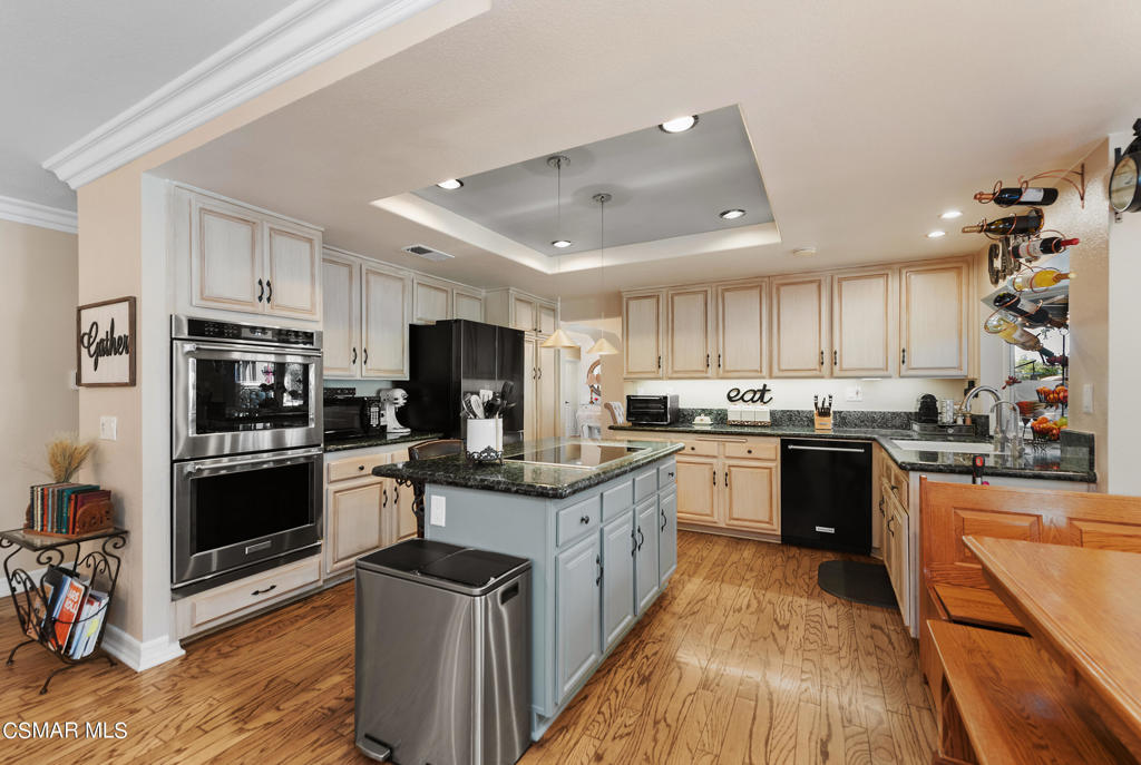 Bridle Path (SDLBK)-317 - 317 - Residential