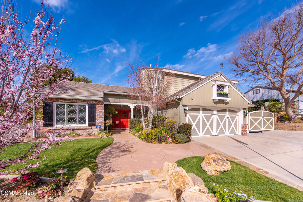 Bridle Path (SDLBK)-317 - 317 - Residential