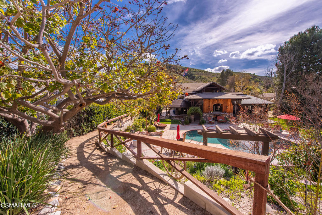 Bridle Path (SDLBK)-317 - 317 - Residential