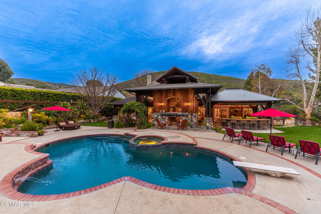 Bridle Path (SDLBK)-317 - 317 - Residential