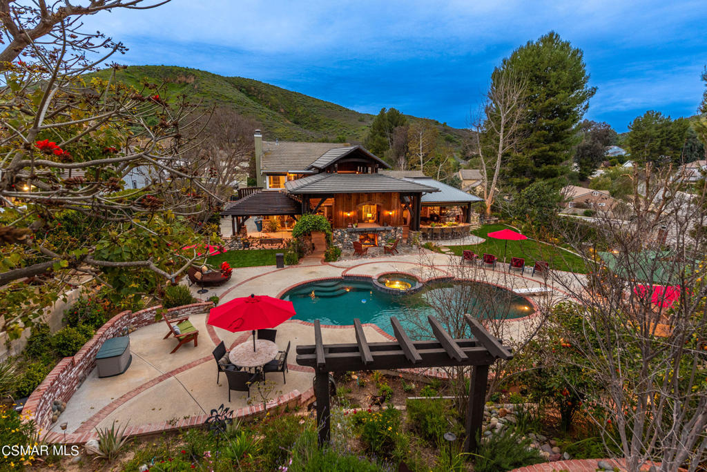 Bridle Path (SDLBK)-317 - 317 - Residential