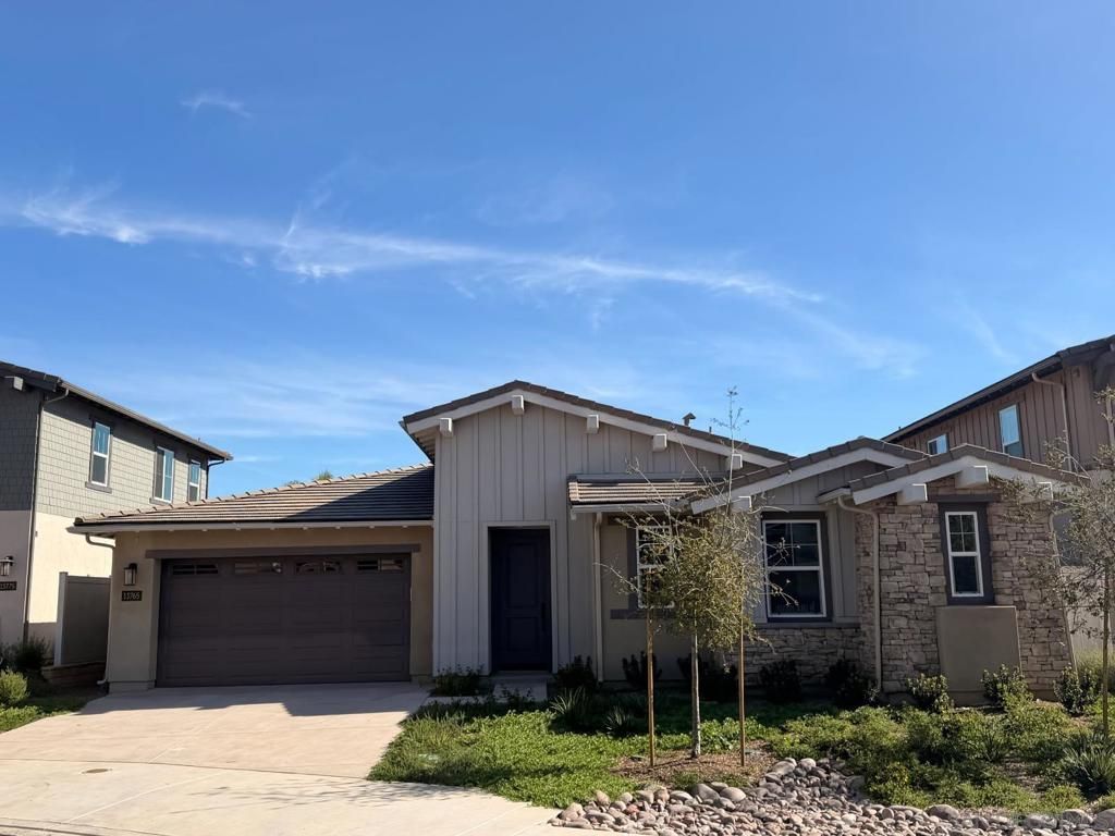 Photo of 13765 Holly Oak Way Way, Poway, CA 92064 (MLS # 260006954SD)