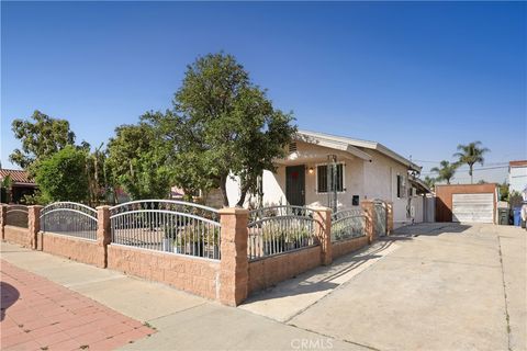 Photo of 6249 Hollenbeck St, Huntington Park, CA 90255 (MLS # DW26071464)