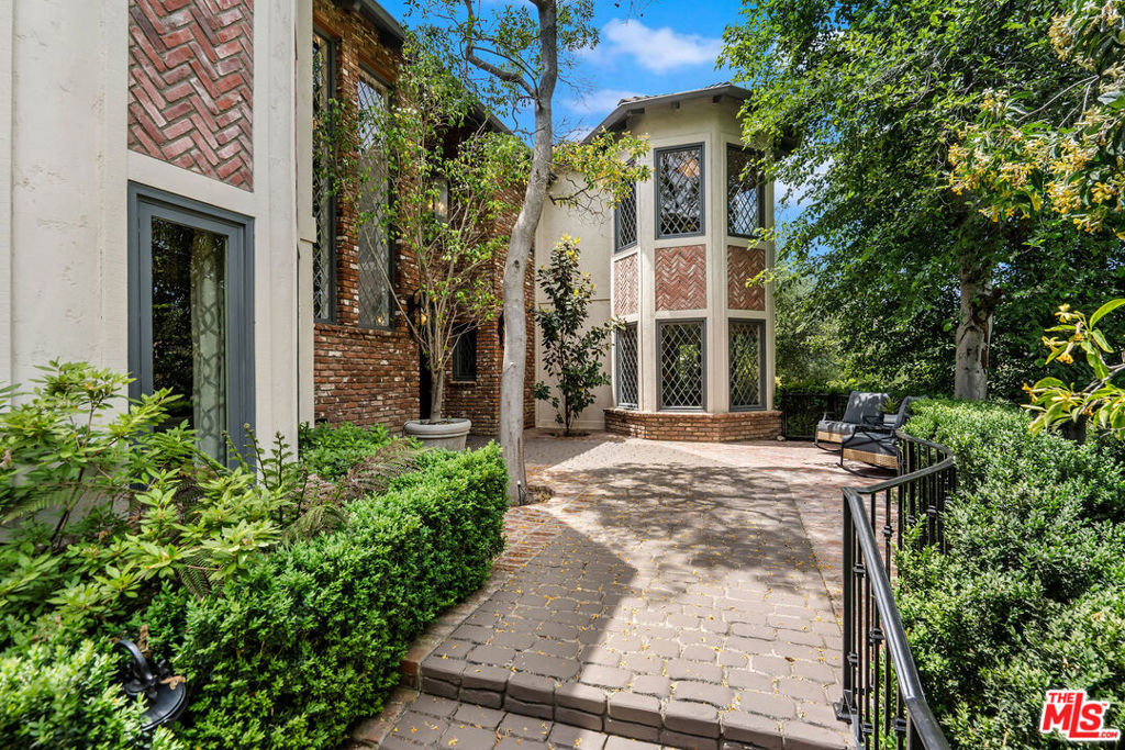 204 Bell Canyon Road