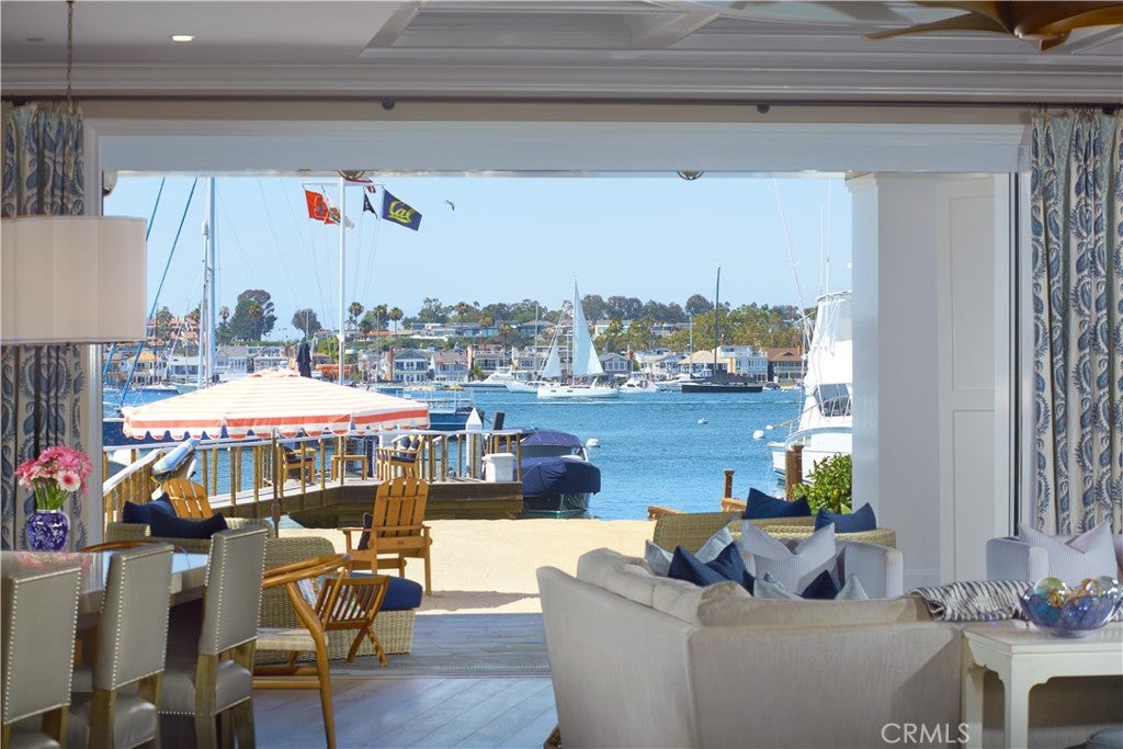 1324 E Balboa Boulevard, Newport Beach CA 92661 - Photo 10