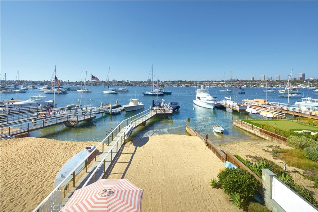 1324 E Balboa Boulevard, Newport Beach CA 92661 - Photo 37