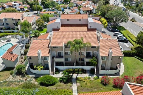 Photo of 6921 Quail Place Pl #E, Carlsbad, CA 92009 (MLS # NDP2603268)