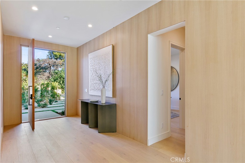 13944 Valleyheart Drive