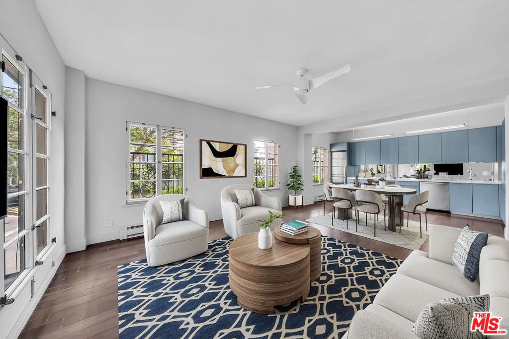Photo of 109 N Sycamore Avenue #102, Los Angeles, CA 90036 (MLS # 25601475)