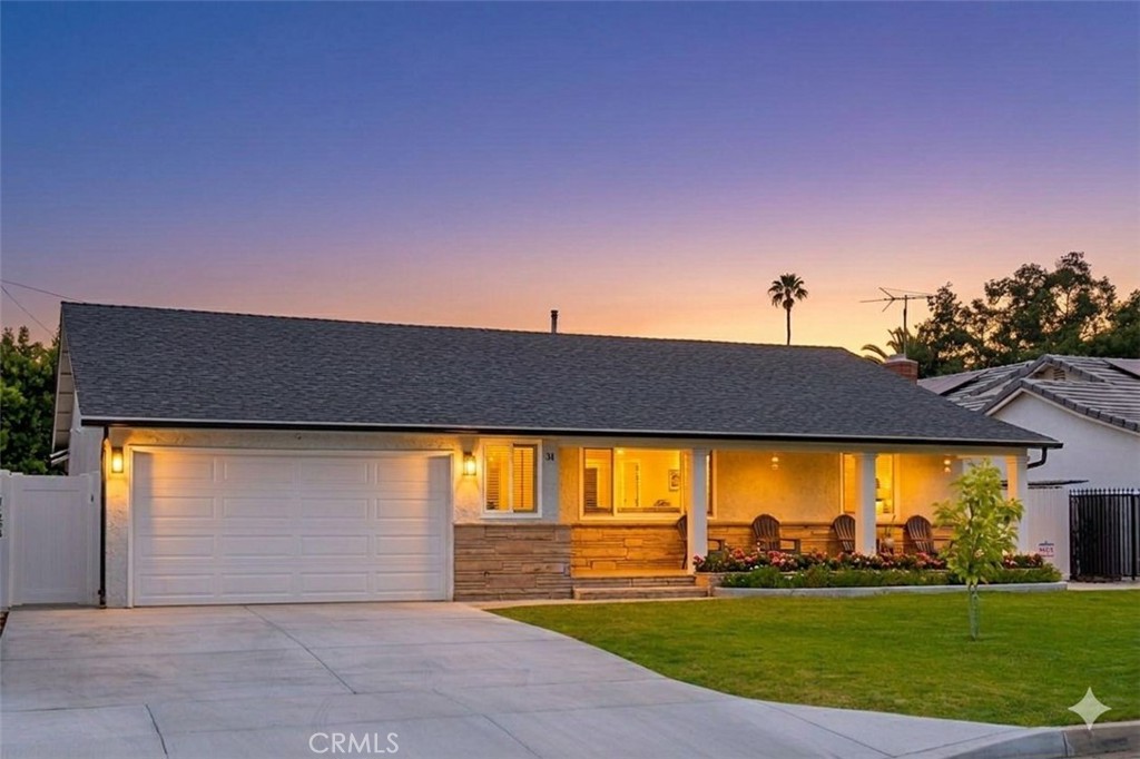 31 W Le Roy Avenue