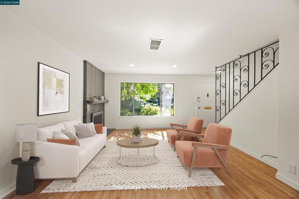 36 Miramonte Dr Dr, Moraga CA 94556