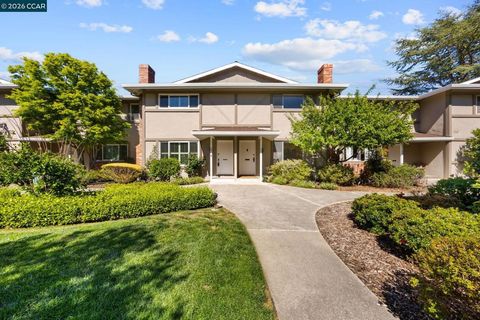 Photo of 36 Miramonte Dr Dr, Moraga, CA 94556 (MLS # 41129968)