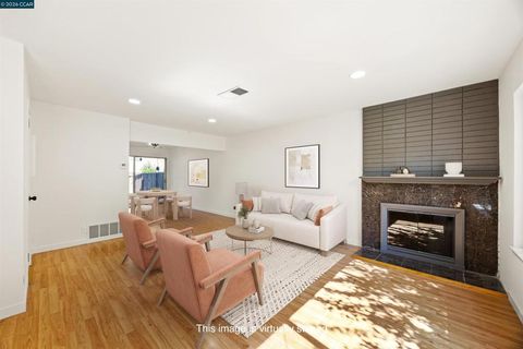 Photo of 36 Miramonte Dr Dr, Moraga, CA 94556 (MLS # 41129968)