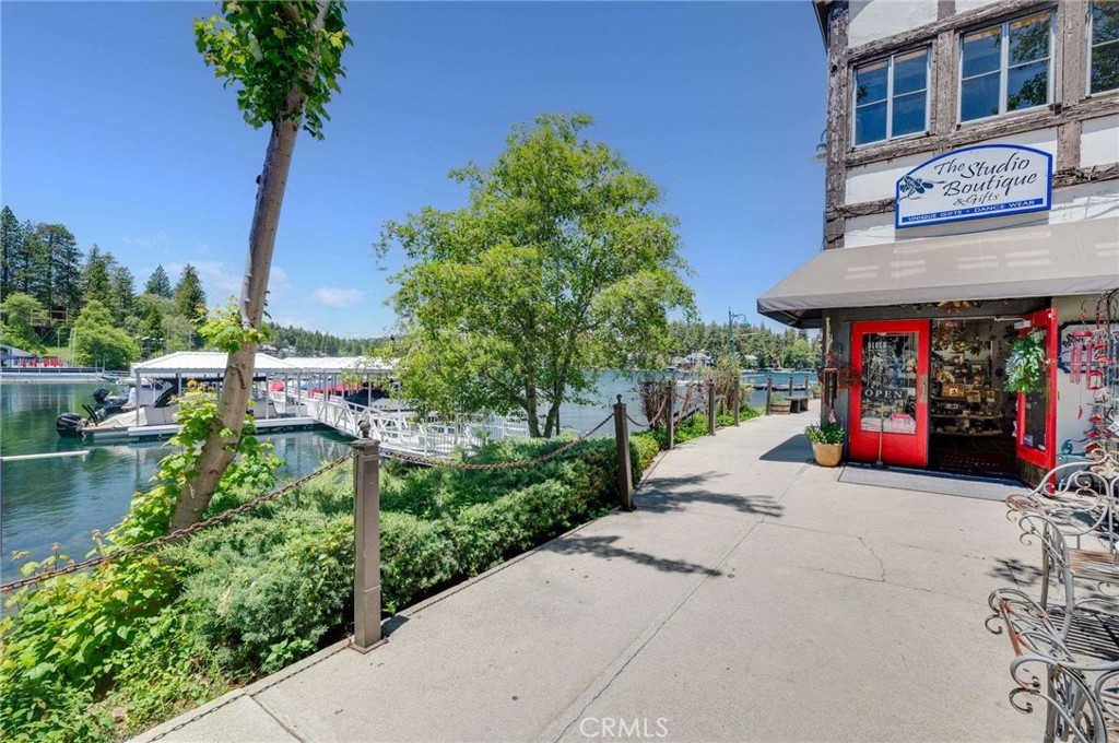 Arrowhead Woods (AWHW) - Residential