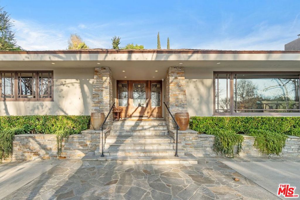 Little Holmby - Residential