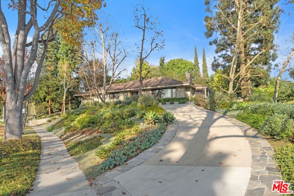 Little Holmby - Residential