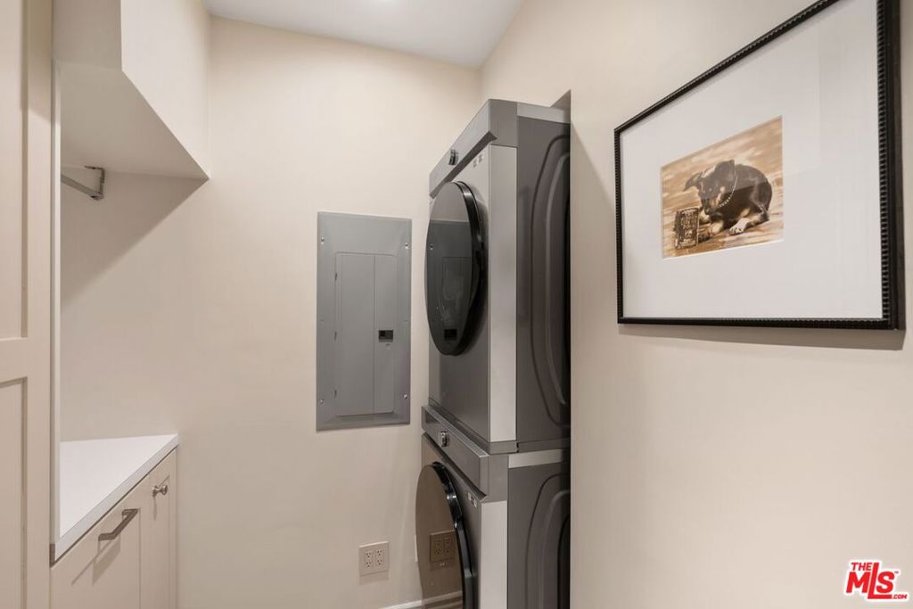 Little Holmby - Residential