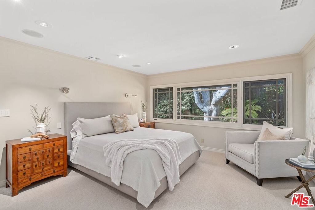 Little Holmby - Residential