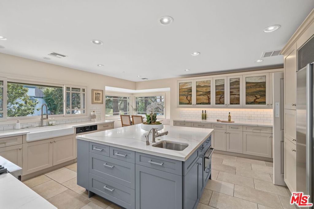 Little Holmby - Residential