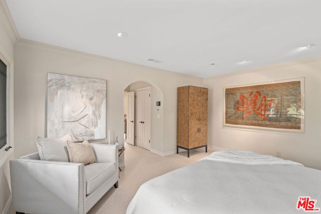 Little Holmby - Residential