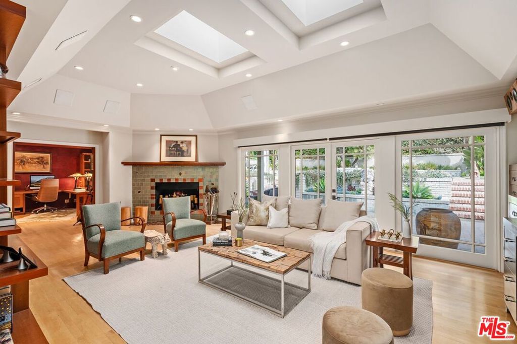 Little Holmby - Residential