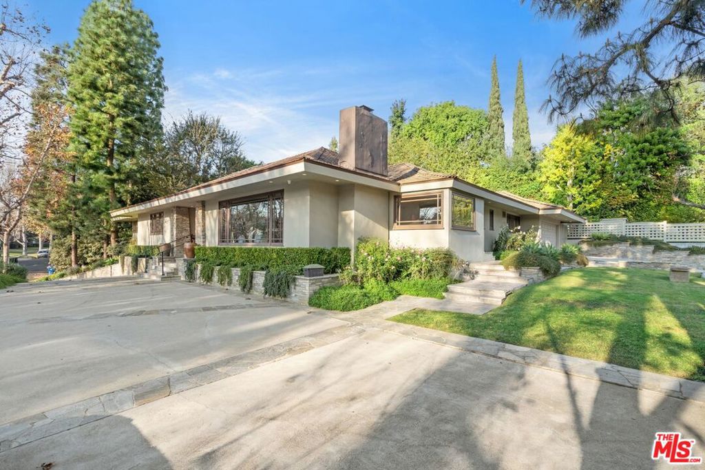 Little Holmby - Residential